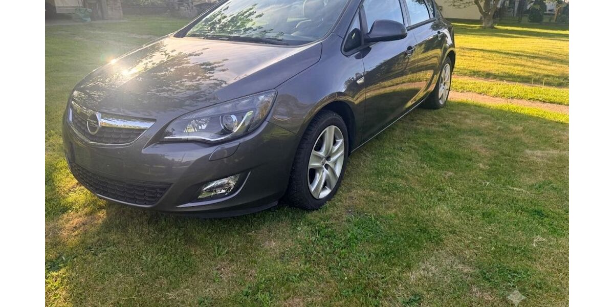Opel Astra 131.500 km 4.300 &euro; Neustrelitz 17235