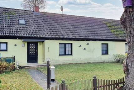 Reihenmittelhaus mit Garten in ruhiger Lage - Haus Staven | Angebot:26084265