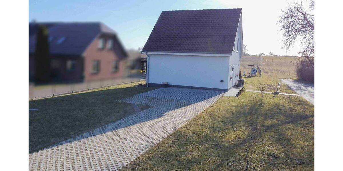 Einfamilienhaus Feldberger Seenlandschaft Neuhof - 4 Zimmer, 299.000&euro; | Angebot:25971061