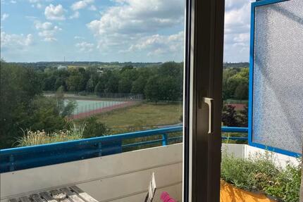 Wohnung Neubrandenburg Datzeberg - 3 Zimmer, 68 m&sup2;, 390&euro; | Angebot:26037487