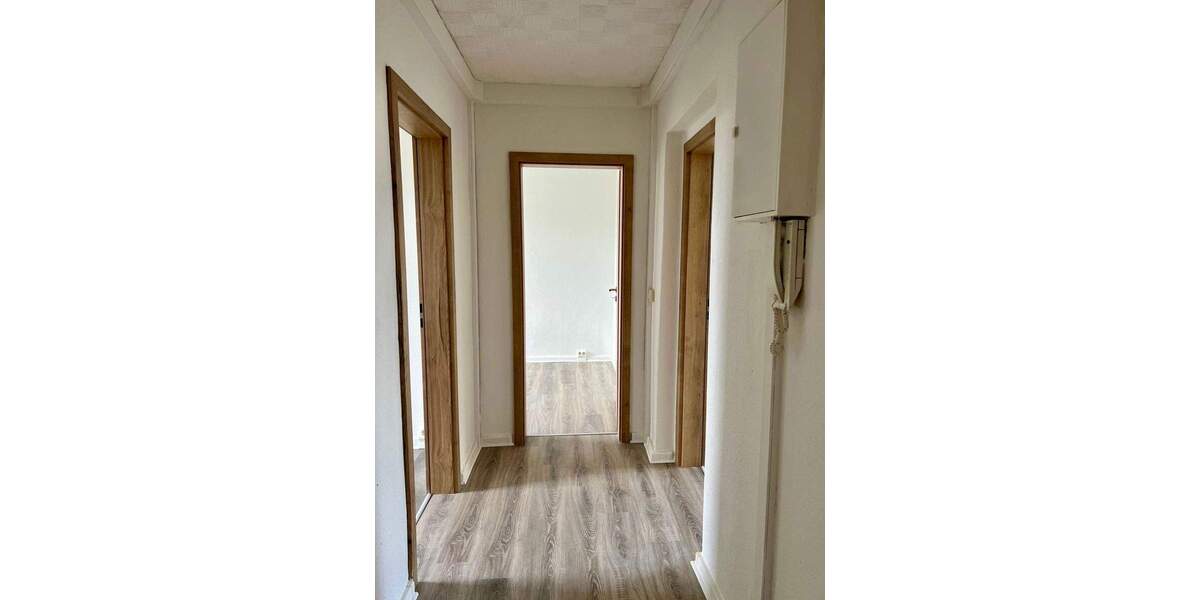 Etagenwohnung Rosenow - 3 Zimmer, 58 m&sup2;, 300&euro; | Angebot:25665468