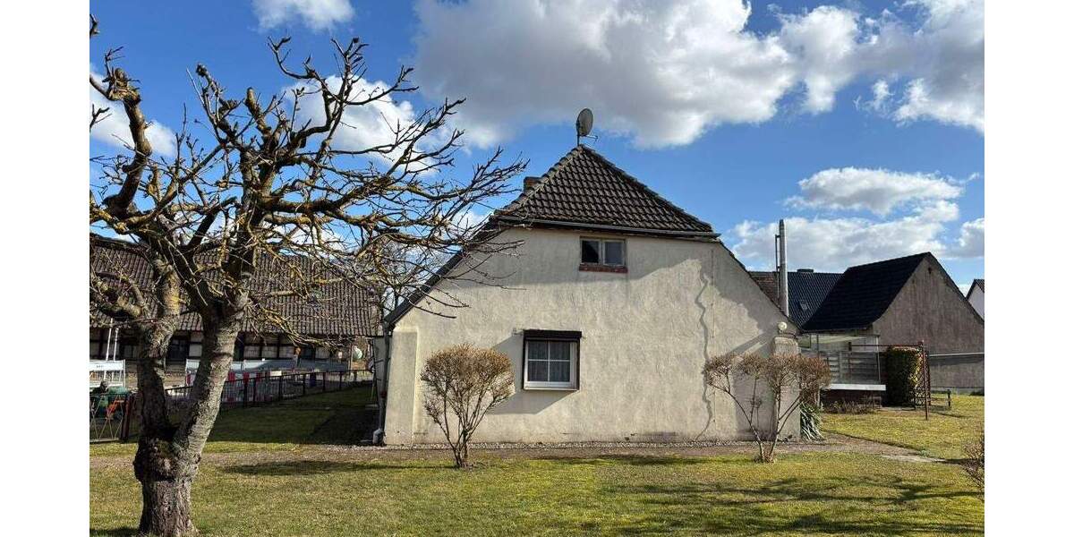 Bauernhaus, Landhaus Knorrendorf - 4 Zimmer, 109 m&sup2;, 69.000&euro; | Angebot:25781134