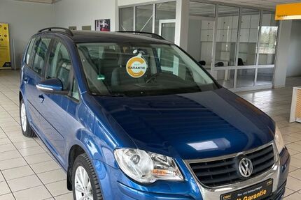 VW Touran 162.989 km 5.600 &euro; Friedland 17098