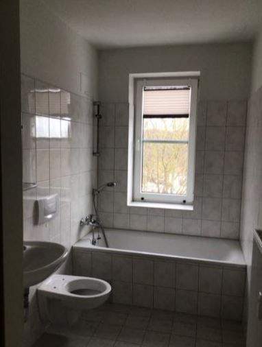 Etagenwohnung Neubrandenburg Monckeshof - 2 Zimmer, 44 m&sup2;, 267&euro; | Angebot:25985507
