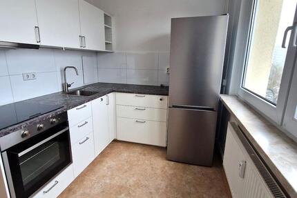 Wohnung Neubrandenburg Datzeberg - 3 Zimmer, 69 m&sup2;, 278&euro; | Angebot:24878594