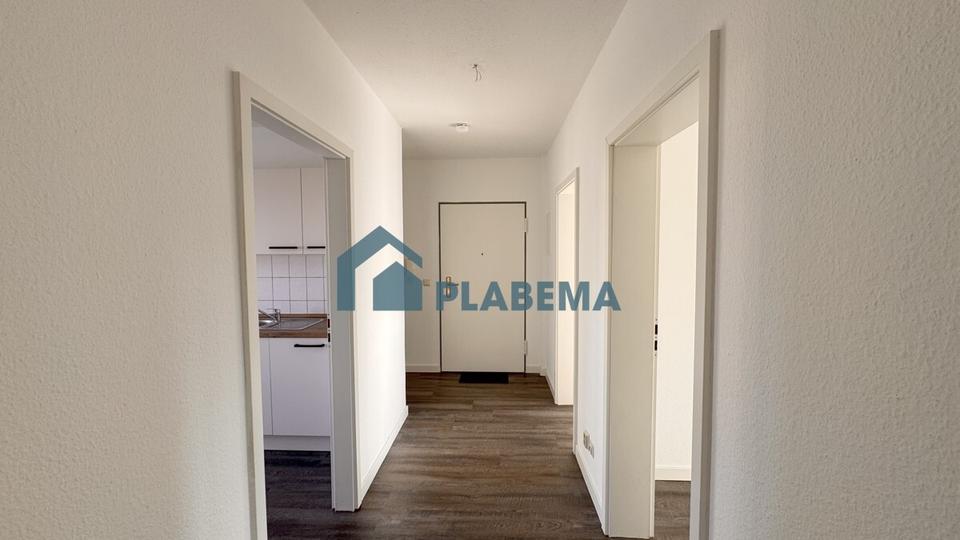 Erdgeschoßwohnung Neubrandenburg - 4 Zimmer, 91 m&sup2;, 1.300&euro; | Angebot:24651633