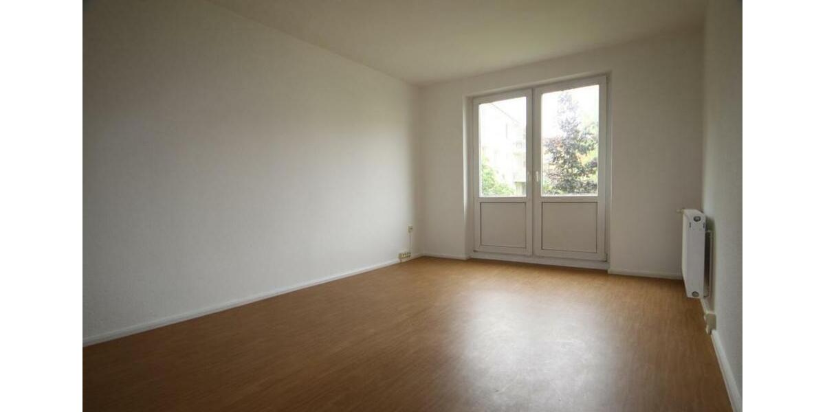 Etagenwohnung Neubrandenburg - 3 Zimmer, 53 m&sup2;, 379&euro; | Angebot:25791132