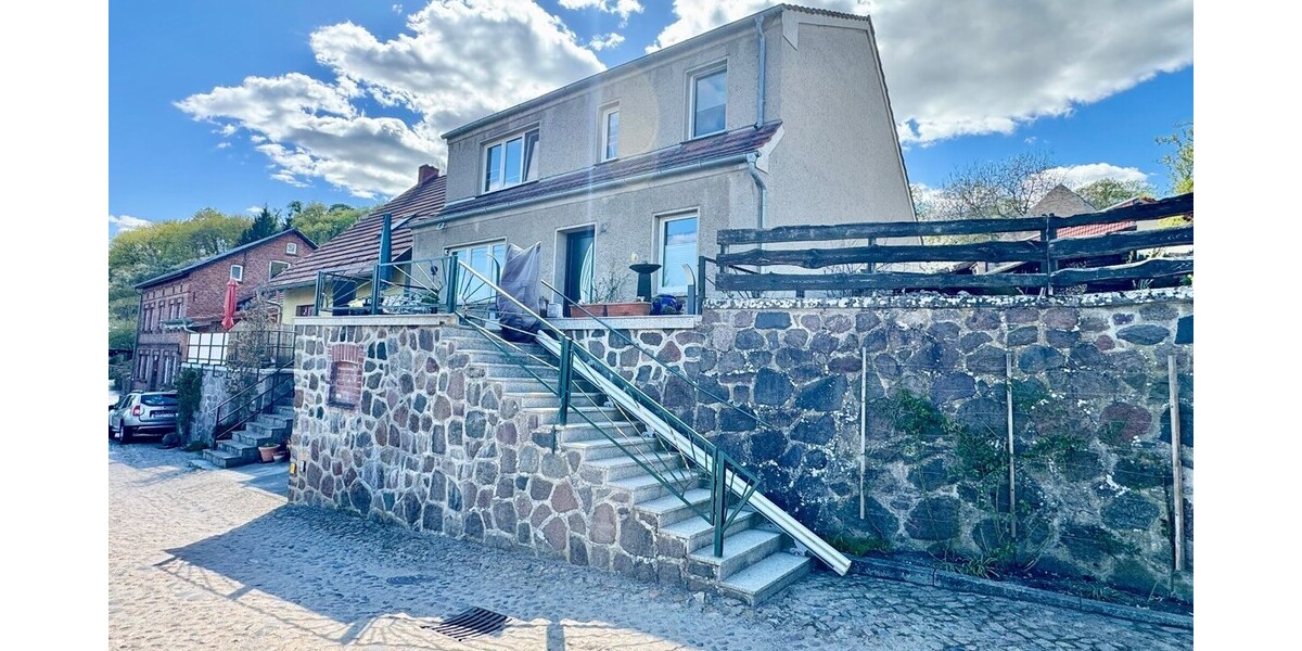 HORN IMMOBILIEN ++ Haus in Burg Stargard bei Neubrandenburg - Einfamilienhaus Burg Stargard | Angebot:26704797