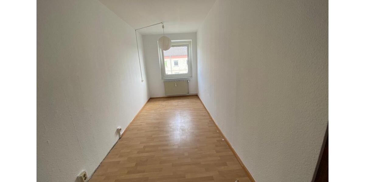 Etagenwohnung Burg Stargard - 6 Zimmer, 145 m&sup2;, 653&euro; | Angebot:24585497