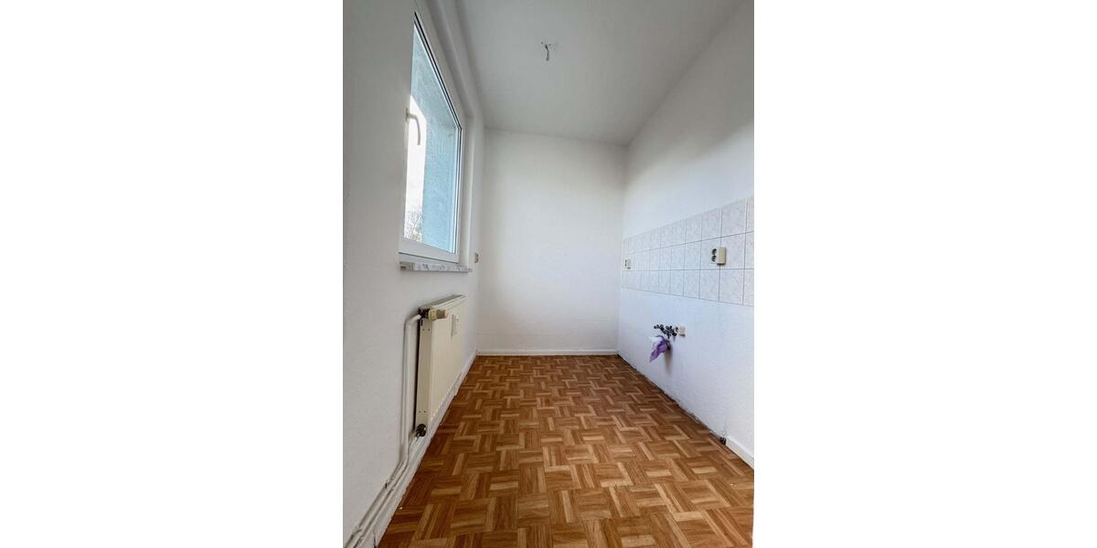 Etagenwohnung Neubrandenburg Carlshöhe - 1 Zimmer, 25 m&sup2;, 170&euro; | Angebot:25918372