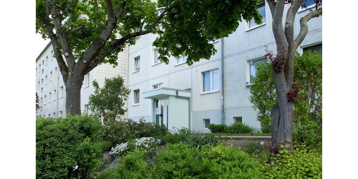 Etagenwohnung Burg Stargard - 3 Zimmer, 69 m&sup2;, 412&euro; | Angebot:22742423
