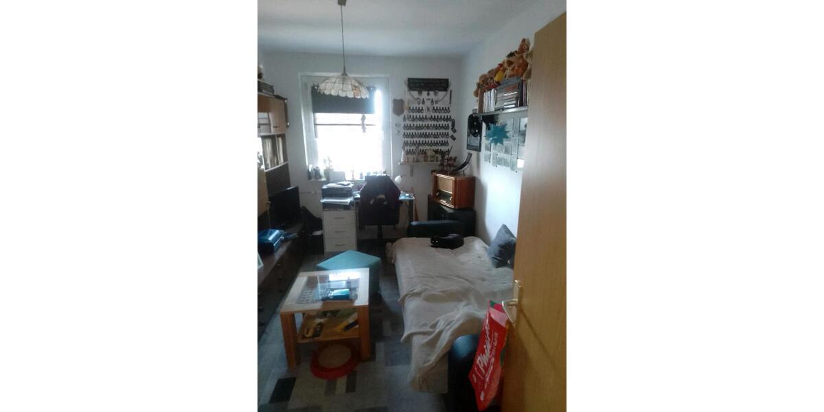 Etagenwohnung Neubrandenburg - 3 Zimmer, 66 m&sup2;, 690&euro; | Angebot:25400650