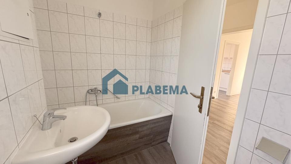 Erdgeschoßwohnung Neubrandenburg - 4 Zimmer, 91 m&sup2;, 1.300&euro; | Angebot:24651633