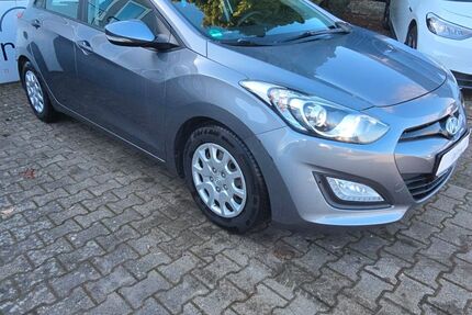 Hyundai i30 147.000 km 5.990 &euro; Neubrandenburg 17036