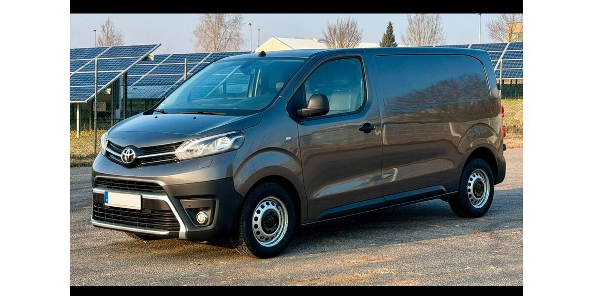 Toyota Proace (Verso) 87.000 km 20.490 &euro; Neubrandenburg 17034