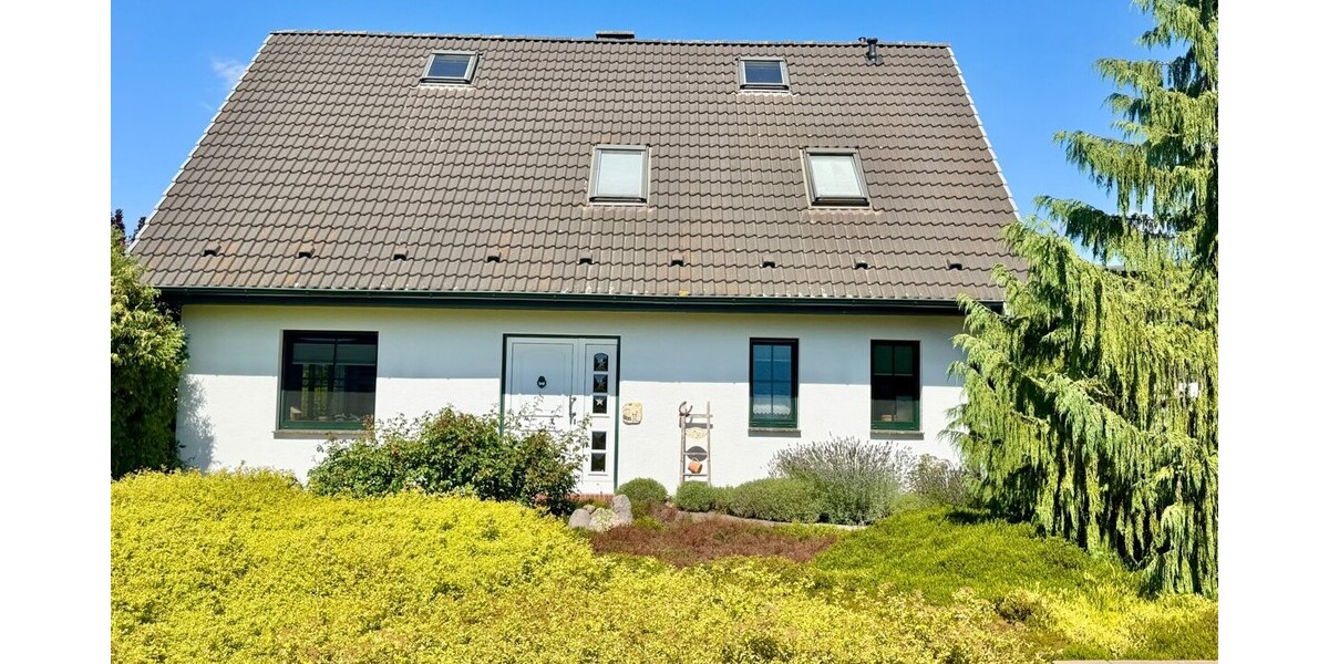 HORN IMMOBILIEN ++ 7 km bis Neubrandenburg sehr schönes Einfamilienhaus + viele Extras in Podewall, - Einfamilienhaus Podewall Podewall | Angebot:27234770