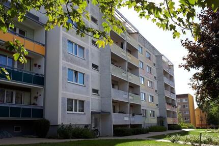 Wohnung Stavenhagen - 4 Zimmer, 76 m&sup2;, 375&euro; | Angebot:22480646