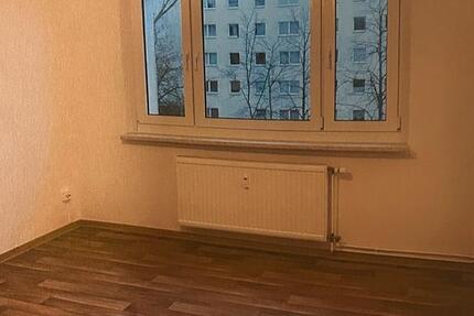 Wohnung Neubrandenburg Carlshöhe - 2 Zimmer, 41 m&sup2;, 246&euro; | Angebot:26638606