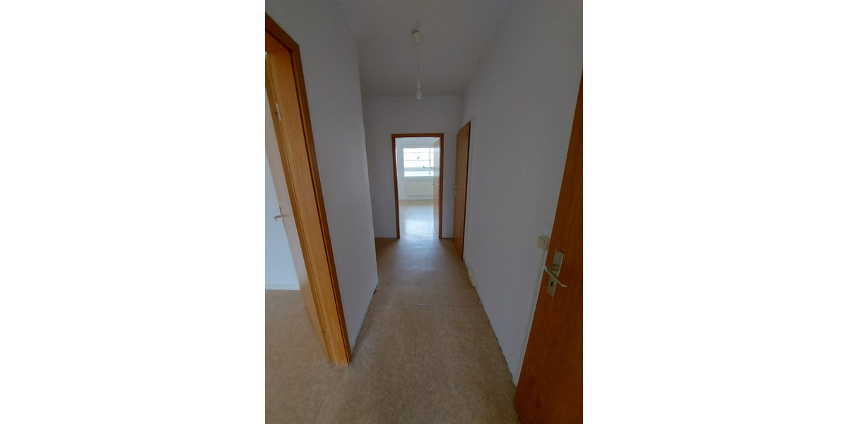 Etagenwohnung Neustrelitz - 3 Zimmer, 63 m&sup2;, 364&euro; | Angebot:25129145