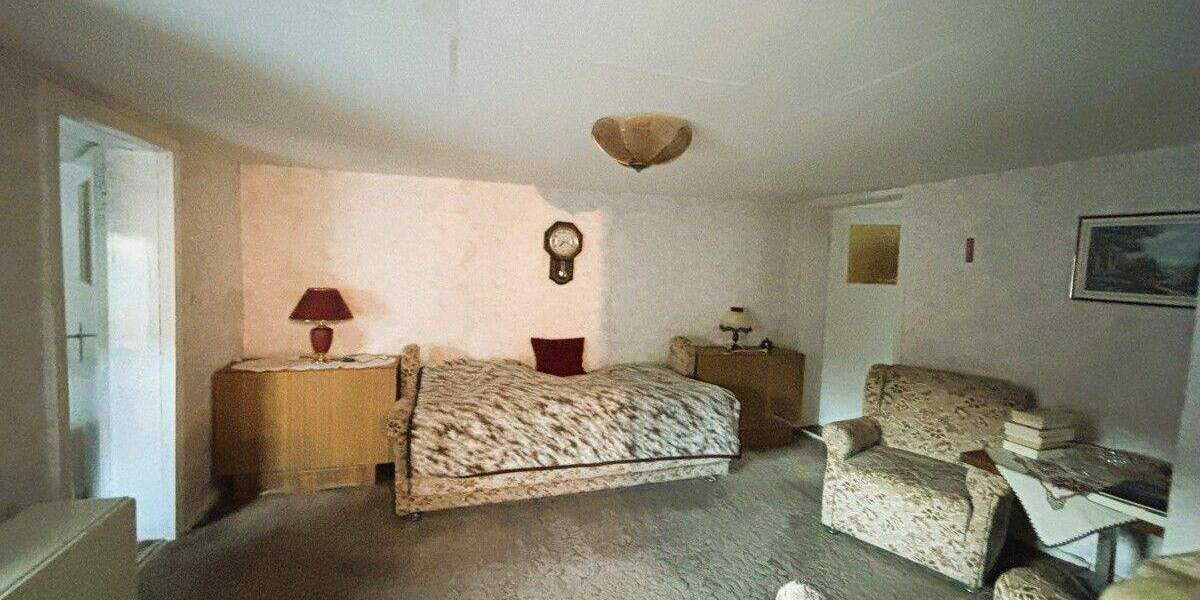 Mehrfamilienhaus, Wohnhaus Penzlin - 7 Zimmer, 178 m&sup2;, 159.000&euro; | Angebot:25674904