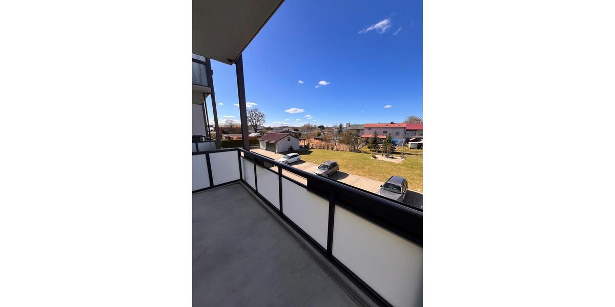 Etagenwohnung Neustrelitz - 2 Zimmer, 78 m&sup2;, 672&euro; | Angebot:23860214