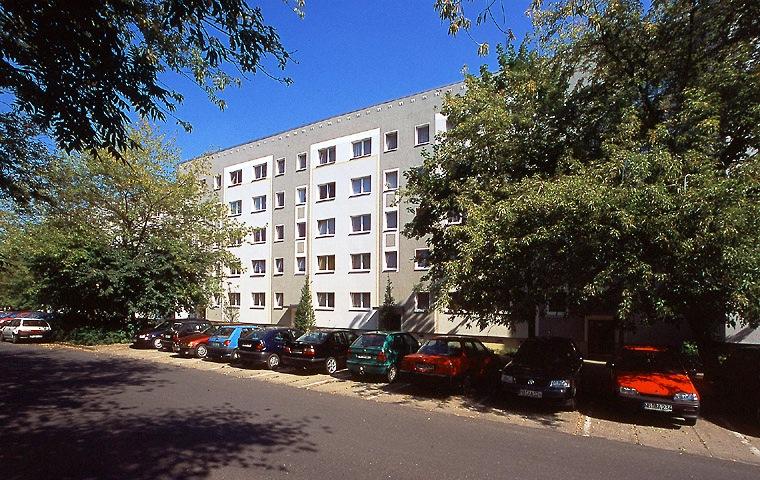 Etagenwohnung Neubrandenburg Carlshöhe - 4 Zimmer, 75 m&sup2;, 500&euro; | Angebot:26496687